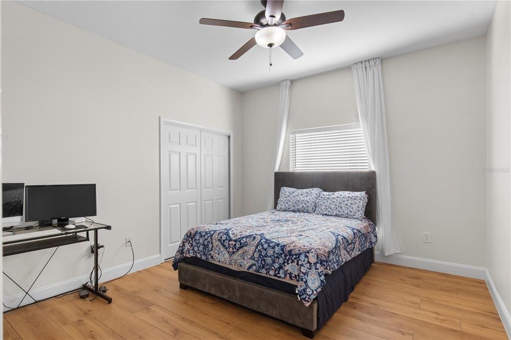 En Venta: $525,000 (6 camas, 3 baños, 2998 Pies cuadrados)