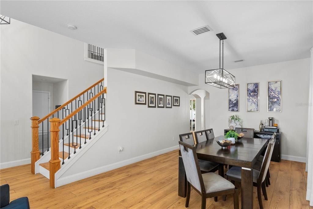 En Venta: $525,000 (6 camas, 3 baños, 2998 Pies cuadrados)