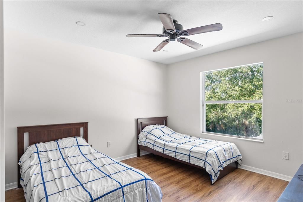 En Venta: $525,000 (6 camas, 3 baños, 2998 Pies cuadrados)