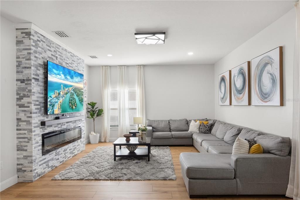 En Venta: $525,000 (6 camas, 3 baños, 2998 Pies cuadrados)