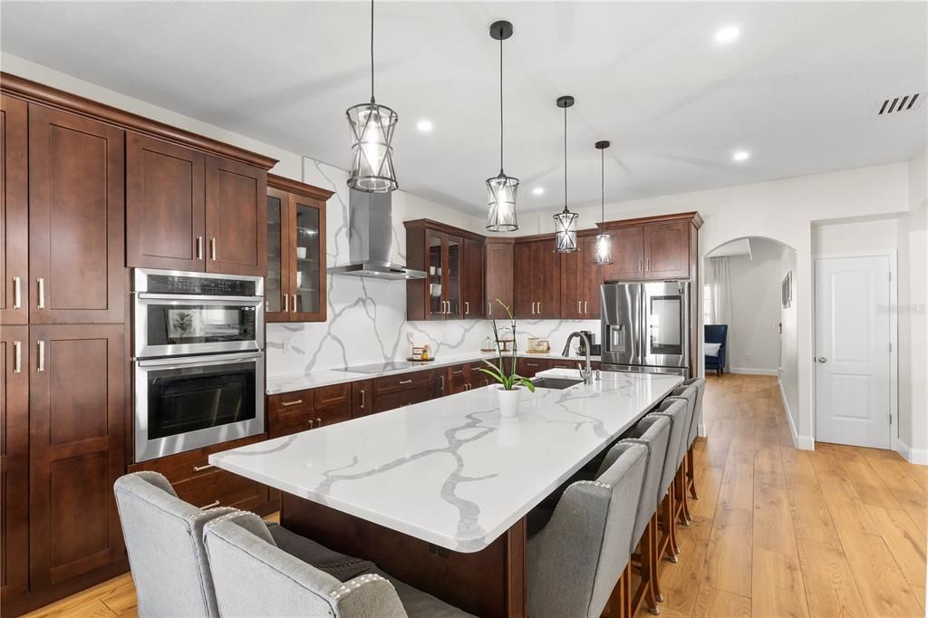 En Venta: $525,000 (6 camas, 3 baños, 2998 Pies cuadrados)