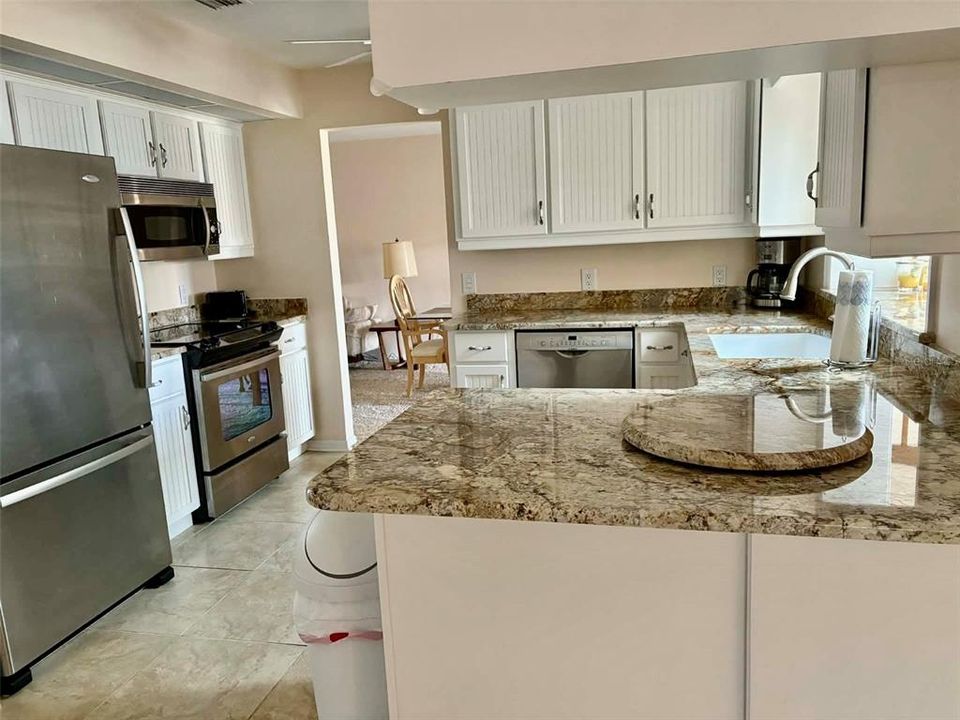 For Sale: $525,000 (3 beds, 2 baths, 2340 Square Feet)