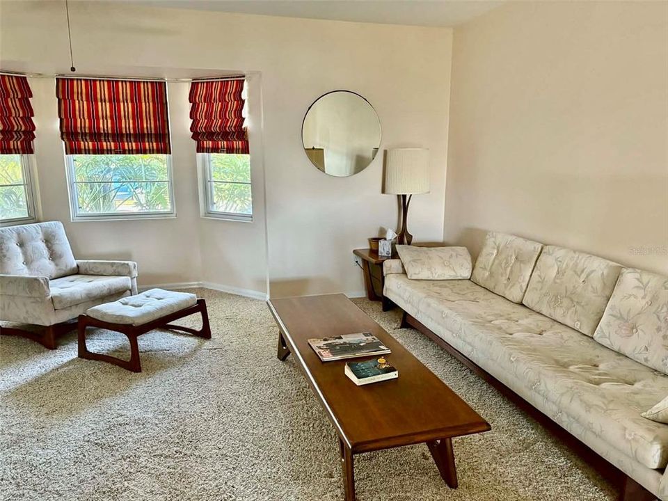 For Sale: $525,000 (3 beds, 2 baths, 2340 Square Feet)