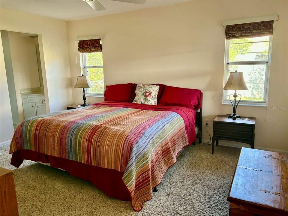 For Sale: $525,000 (3 beds, 2 baths, 2340 Square Feet)