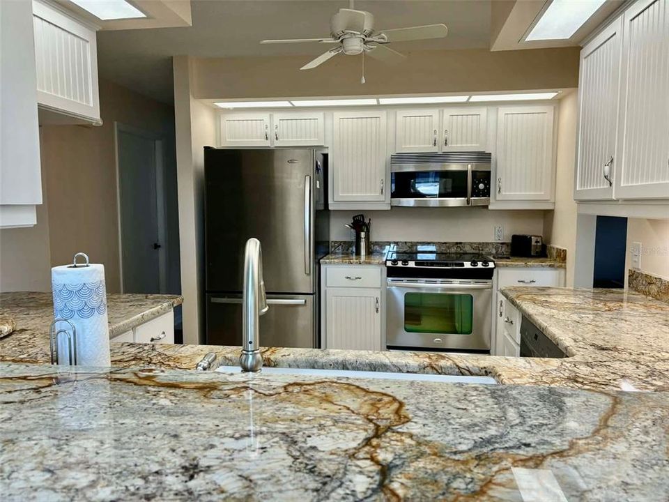 For Sale: $525,000 (3 beds, 2 baths, 2340 Square Feet)