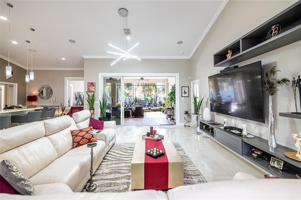 待售: $750,000 (3 贝兹, 3 浴室, 2636 平方英尺)