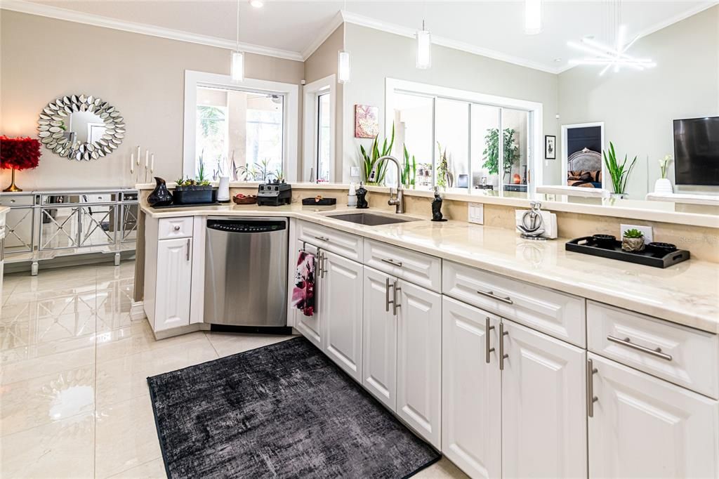 待售: $750,000 (3 贝兹, 3 浴室, 2636 平方英尺)