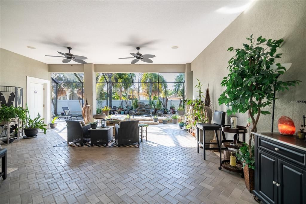 待售: $750,000 (3 贝兹, 3 浴室, 2636 平方英尺)