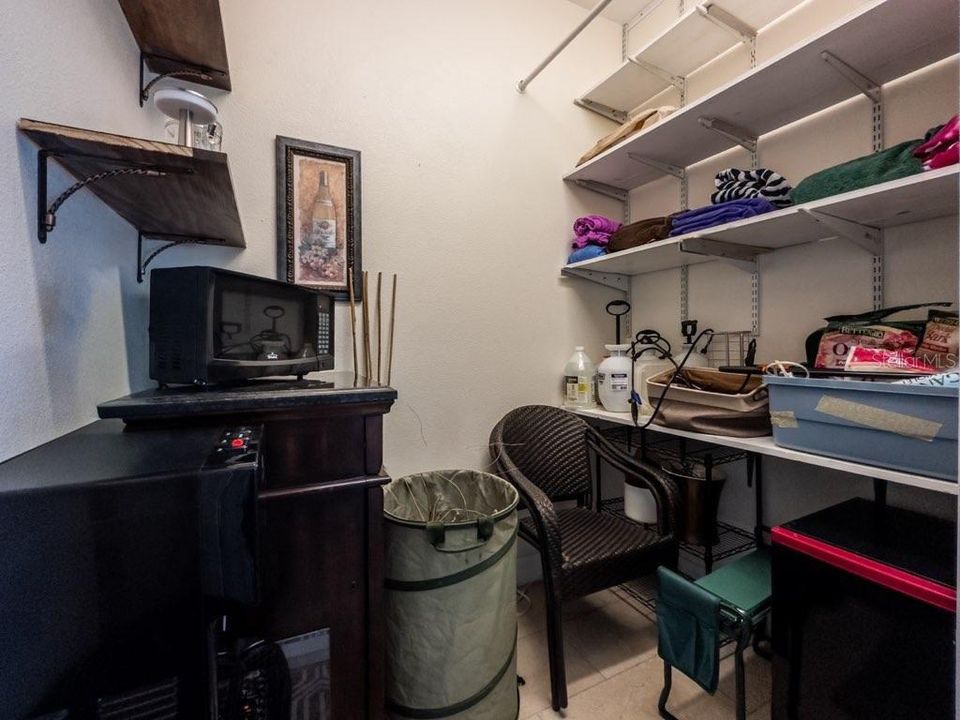 待售: $750,000 (3 贝兹, 3 浴室, 2636 平方英尺)