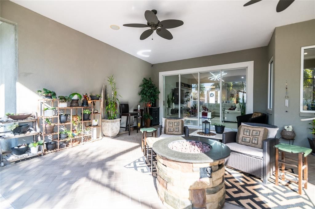 待售: $750,000 (3 贝兹, 3 浴室, 2636 平方英尺)