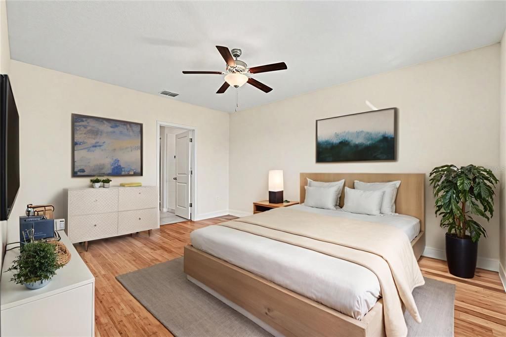 For Sale: $349,900 (5 beds, 2 baths, 2415 Square Feet)