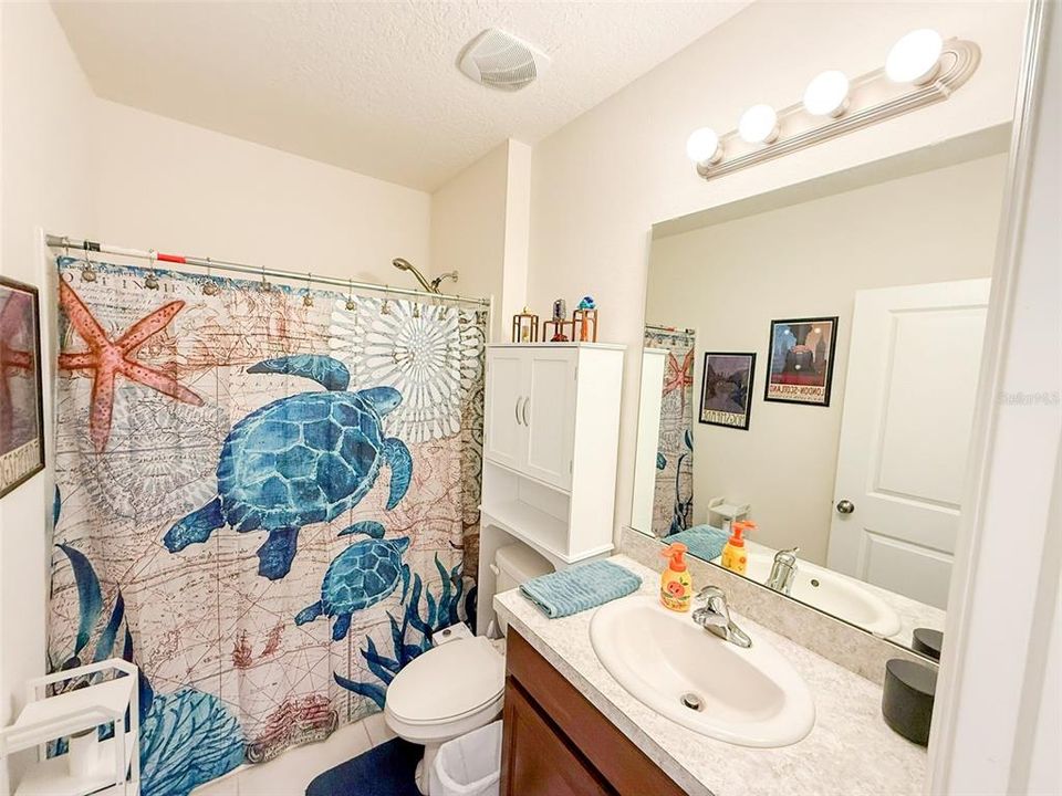 For Sale: $399,000 (4 beds, 3 baths, 2124 Square Feet)