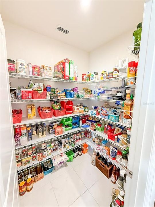 For Sale: $399,000 (4 beds, 3 baths, 2124 Square Feet)