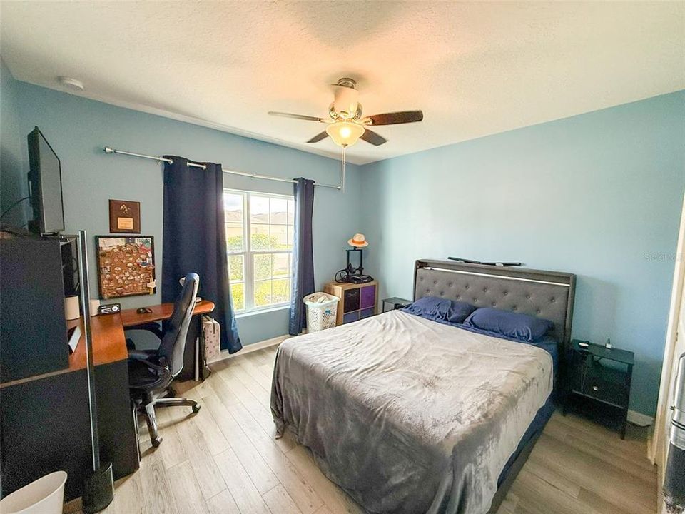 For Sale: $399,000 (4 beds, 3 baths, 2124 Square Feet)