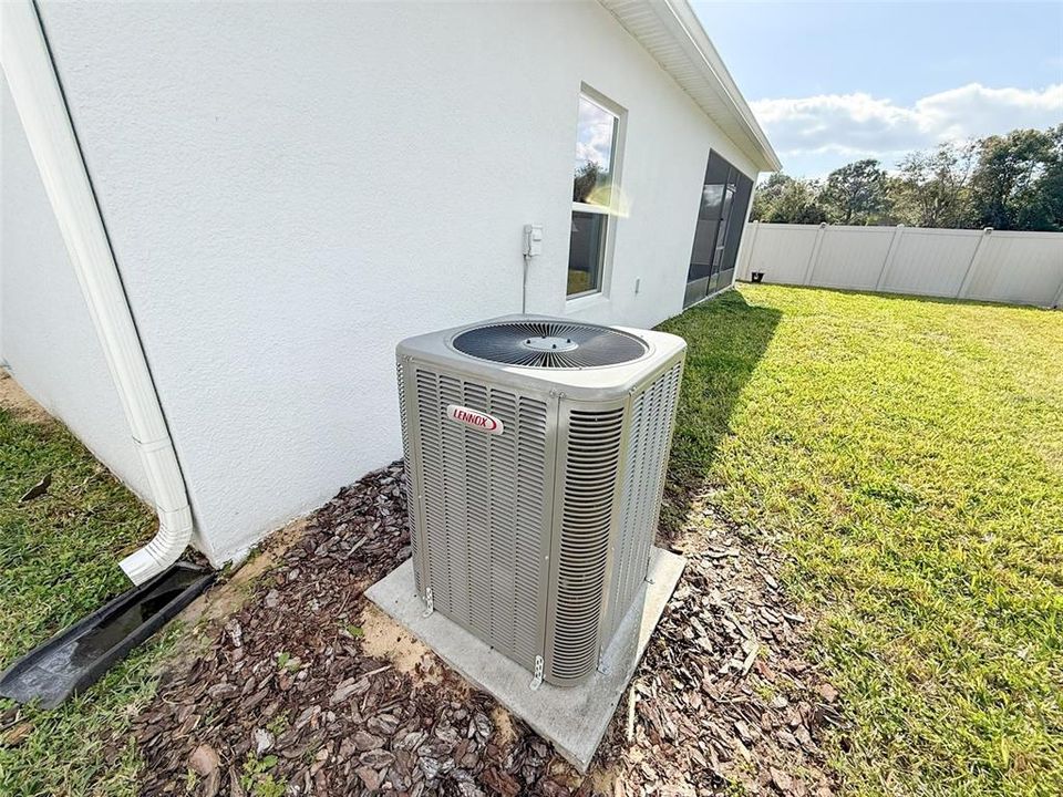 For Sale: $399,000 (4 beds, 3 baths, 2124 Square Feet)