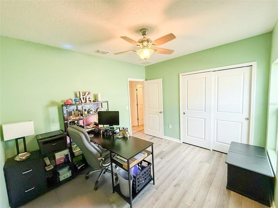 For Sale: $399,000 (4 beds, 3 baths, 2124 Square Feet)