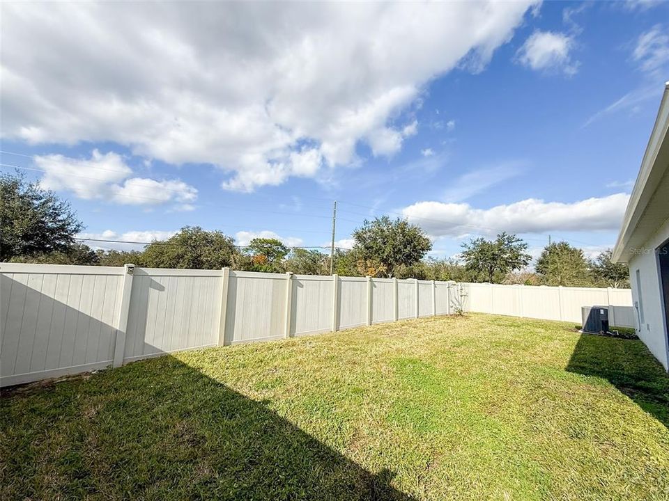 For Sale: $399,000 (4 beds, 3 baths, 2124 Square Feet)