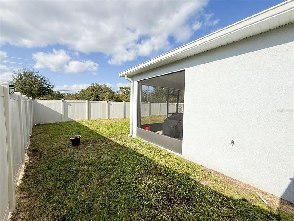 For Sale: $399,000 (4 beds, 3 baths, 2124 Square Feet)