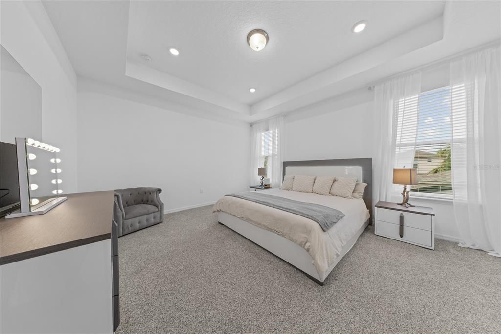 待售: $560,000 (3 贝兹, 2 浴室, 2089 平方英尺)