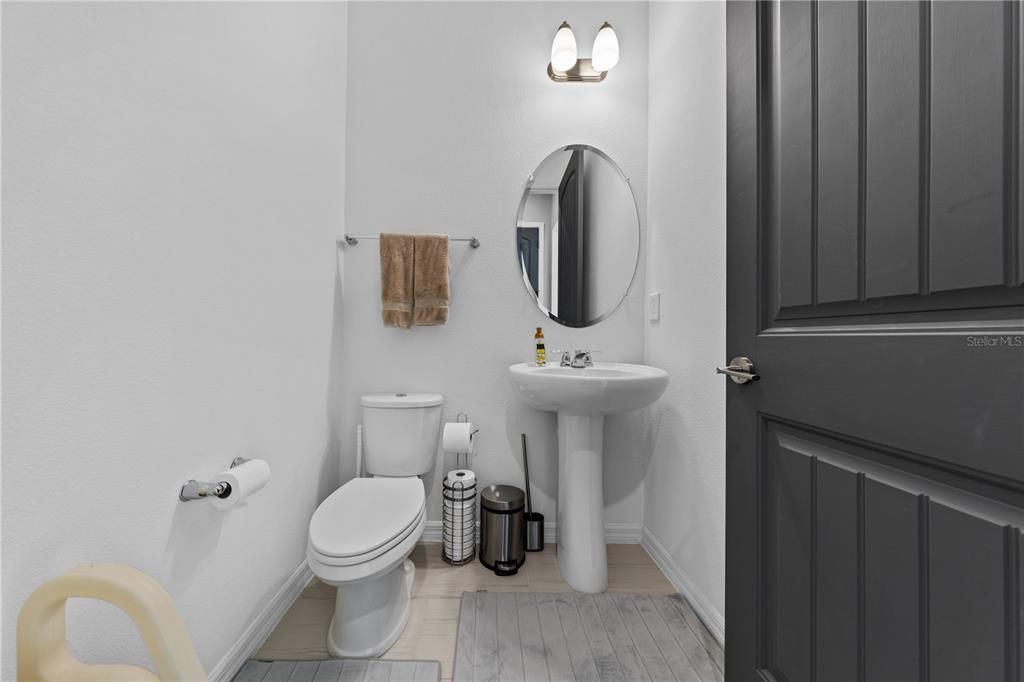 待售: $560,000 (3 贝兹, 2 浴室, 2089 平方英尺)