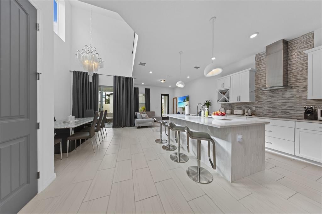 待售: $560,000 (3 贝兹, 2 浴室, 2089 平方英尺)