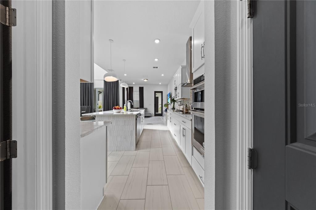 待售: $560,000 (3 贝兹, 2 浴室, 2089 平方英尺)