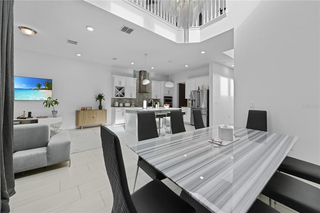 待售: $560,000 (3 贝兹, 2 浴室, 2089 平方英尺)