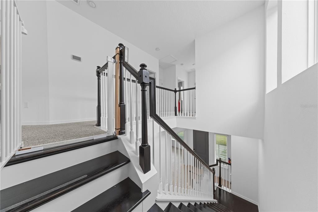 待售: $560,000 (3 贝兹, 2 浴室, 2089 平方英尺)