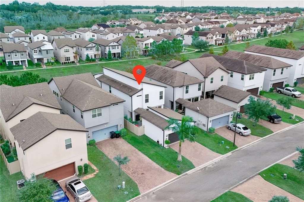 待售: $560,000 (3 贝兹, 2 浴室, 2089 平方英尺)