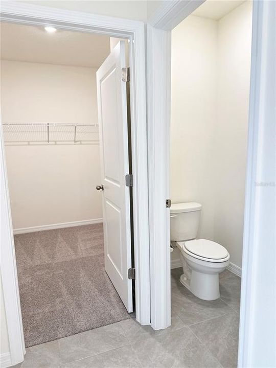 For Rent: $2,900 (4 beds, 2 baths, 1828 Square Feet)