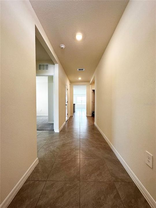 For Rent: $2,900 (4 beds, 2 baths, 1828 Square Feet)