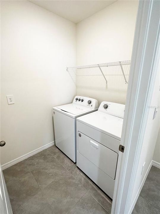 For Rent: $2,900 (4 beds, 2 baths, 1828 Square Feet)