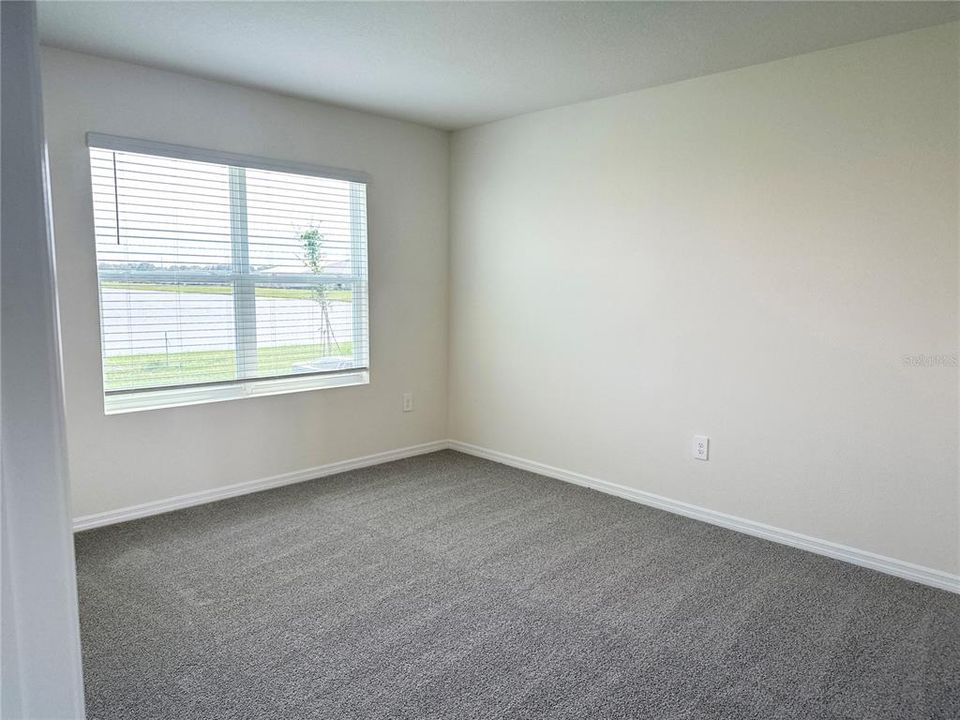 For Rent: $2,900 (4 beds, 2 baths, 1828 Square Feet)