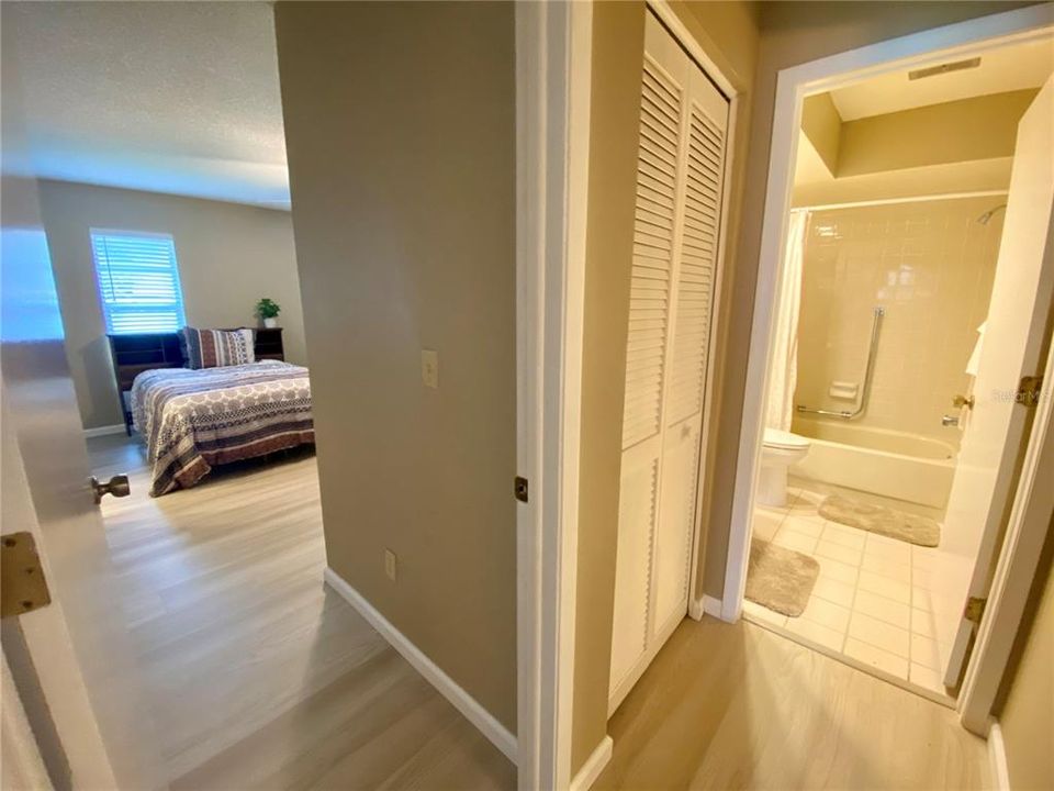 待售: $297,500 (2 贝兹, 2 浴室, 1178 平方英尺)