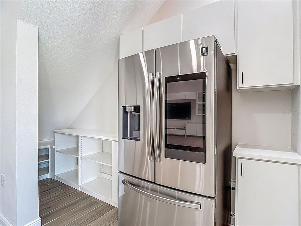 For Rent: $6,500 (4 beds, 3 baths, 4967 Square Feet)