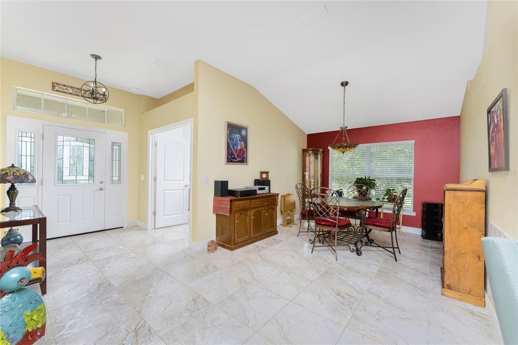 For Sale: $320,000 (4 beds, 2 baths, 1829 Square Feet)