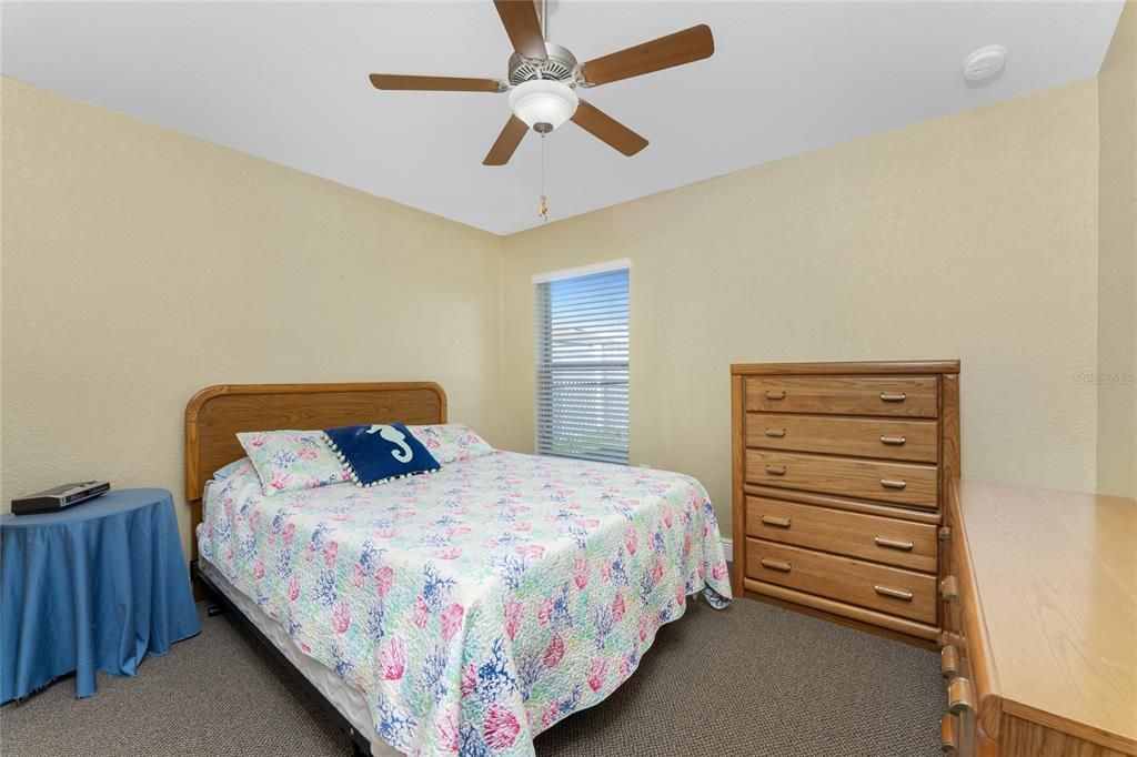 For Sale: $320,000 (4 beds, 2 baths, 1829 Square Feet)