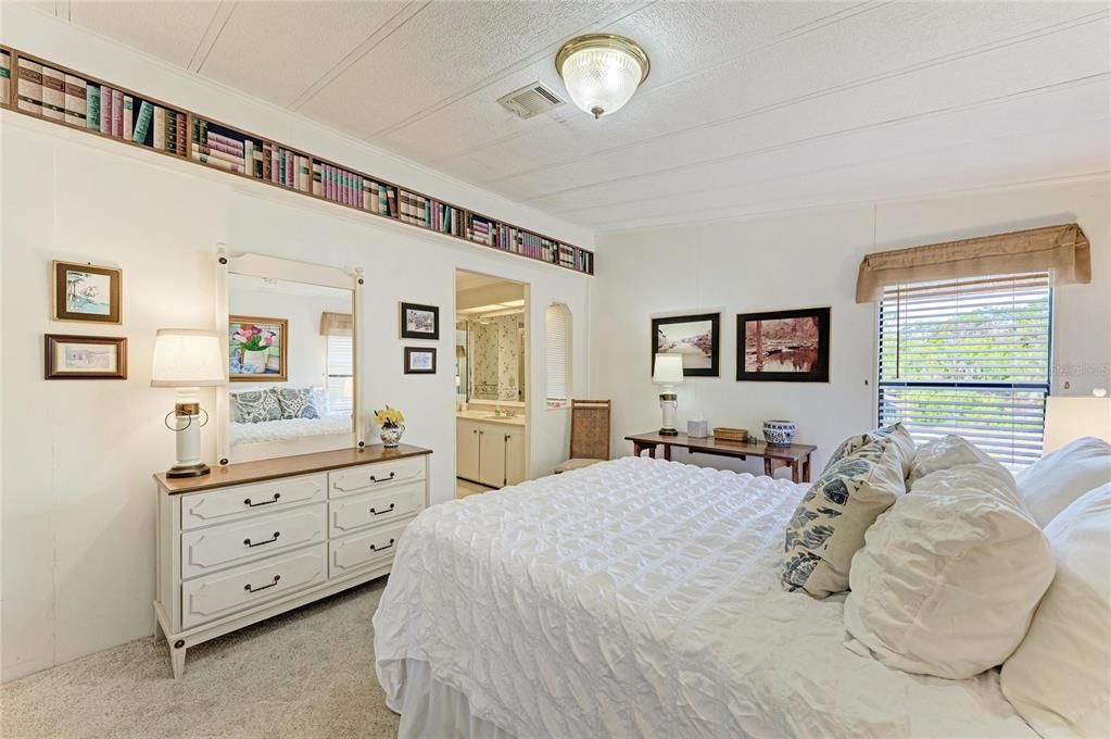 En Venta: $239,900 (2 camas, 2 baños, 1056 Pies cuadrados)