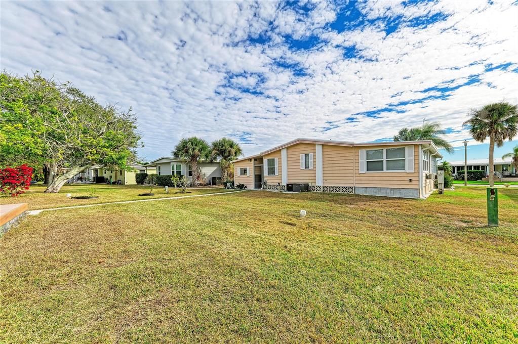 En Venta: $239,900 (2 camas, 2 baños, 1056 Pies cuadrados)