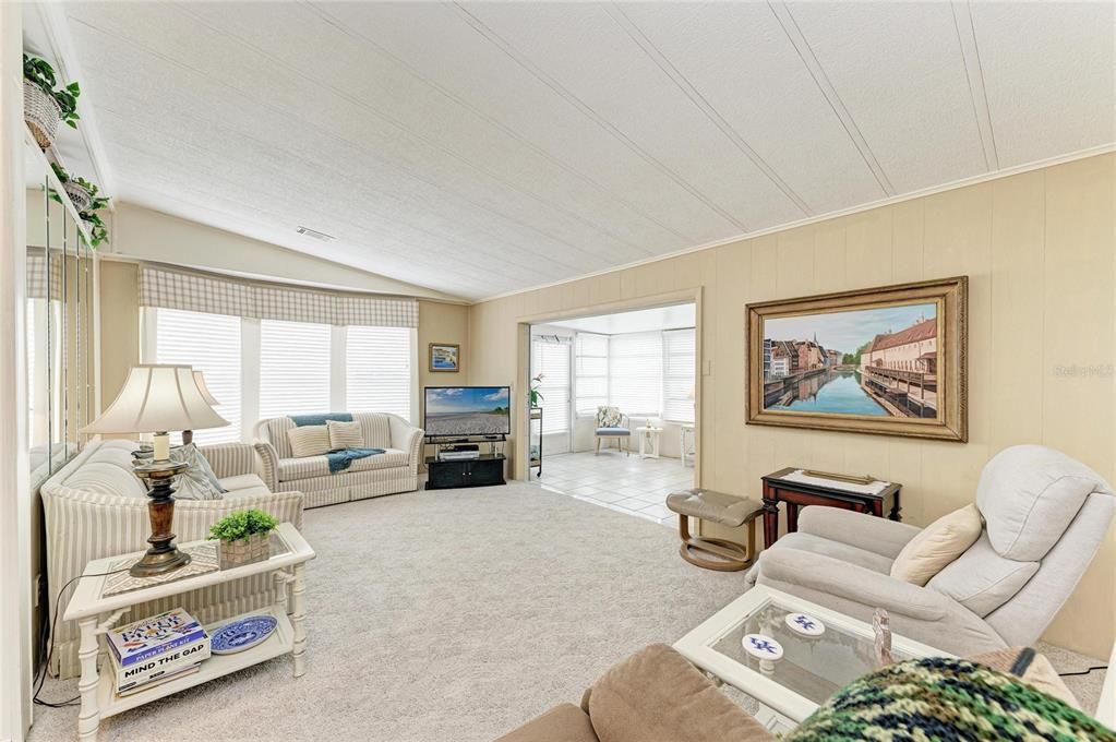 En Venta: $239,900 (2 camas, 2 baños, 1056 Pies cuadrados)