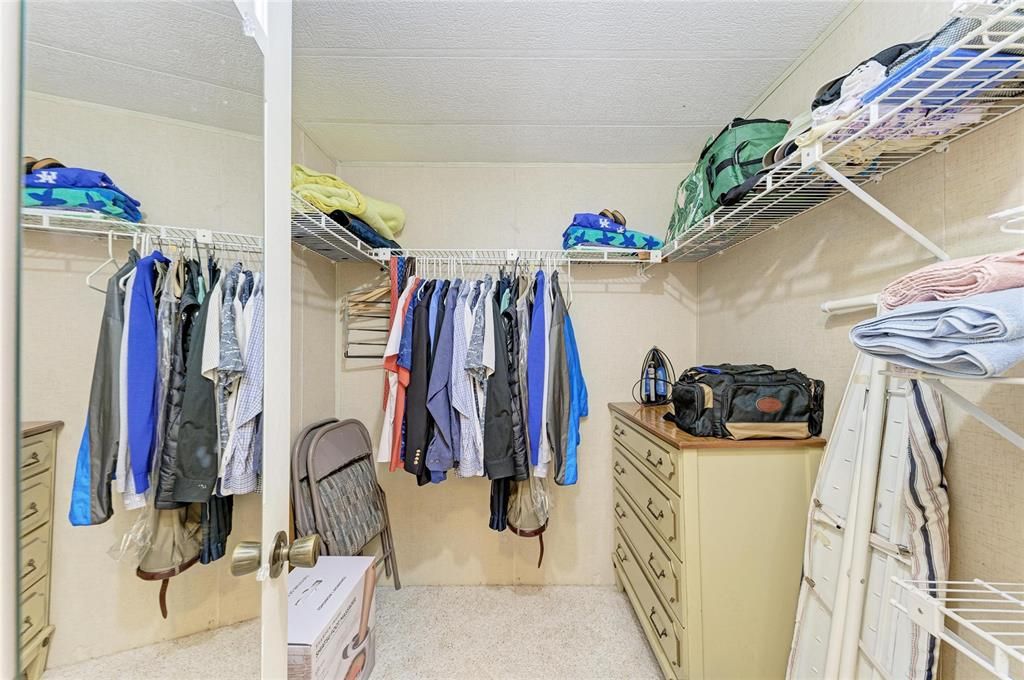 En Venta: $239,900 (2 camas, 2 baños, 1056 Pies cuadrados)