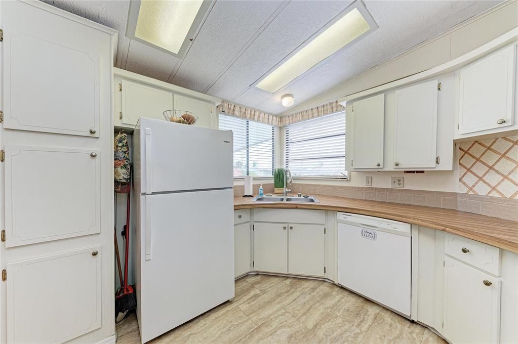 En Venta: $239,900 (2 camas, 2 baños, 1056 Pies cuadrados)