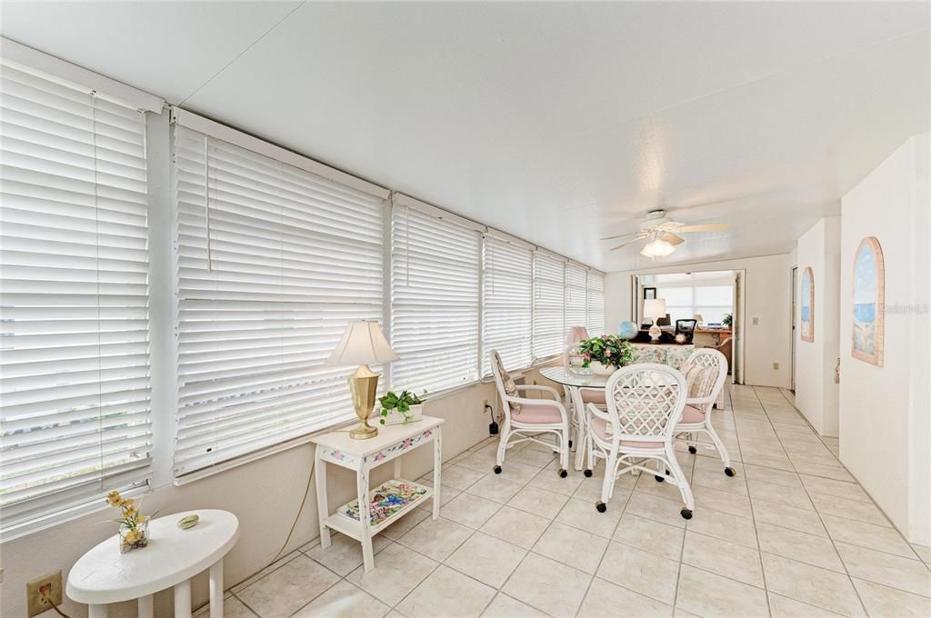 En Venta: $239,900 (2 camas, 2 baños, 1056 Pies cuadrados)