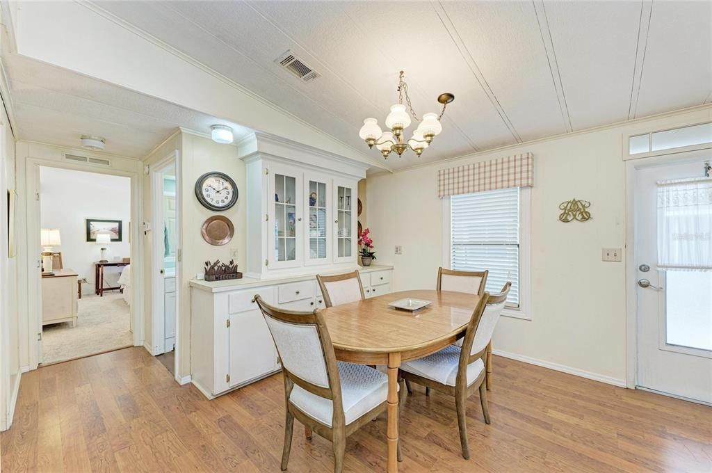 En Venta: $239,900 (2 camas, 2 baños, 1056 Pies cuadrados)