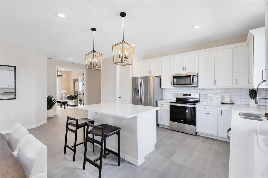 For Sale: $679,990 (3 beds, 2 baths, 2199 Square Feet)