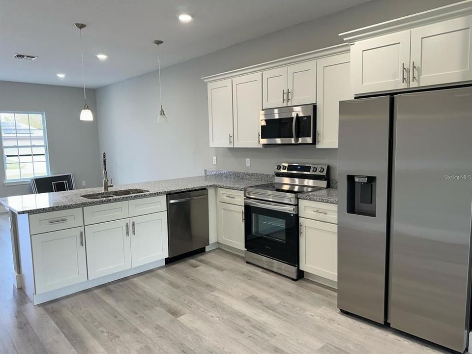 En Renta: $1,700 (3 camas, 2 baños, 1344 Pies cuadrados)