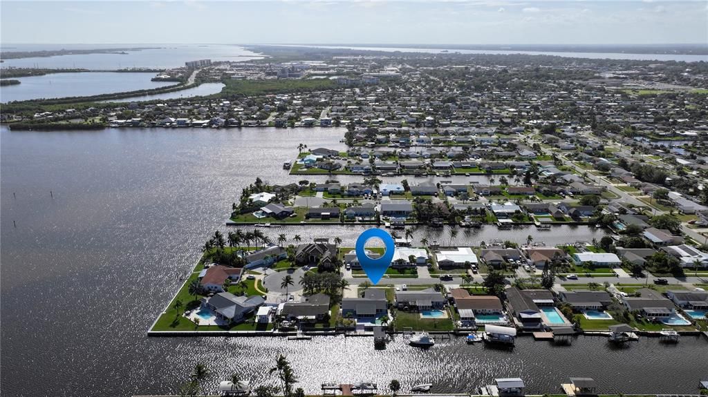 待售: $649,000 (4 贝兹, 2 浴室, 1629 平方英尺)