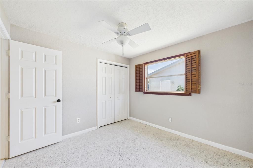 待售: $649,000 (4 贝兹, 2 浴室, 1629 平方英尺)