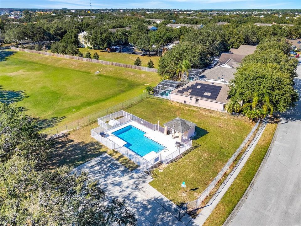 待售: $375,000 (3 贝兹, 2 浴室, 2028 平方英尺)