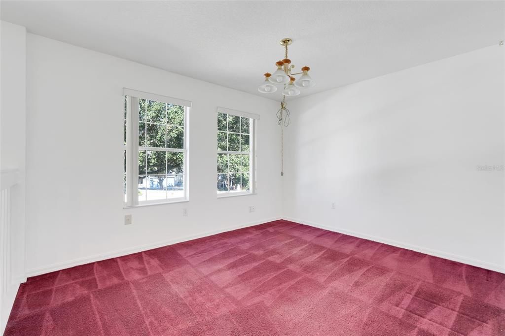 待售: $375,000 (3 贝兹, 2 浴室, 2028 平方英尺)